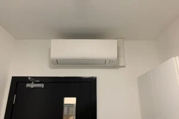 cooltechrefrigeration.co.uk_--_98313397
